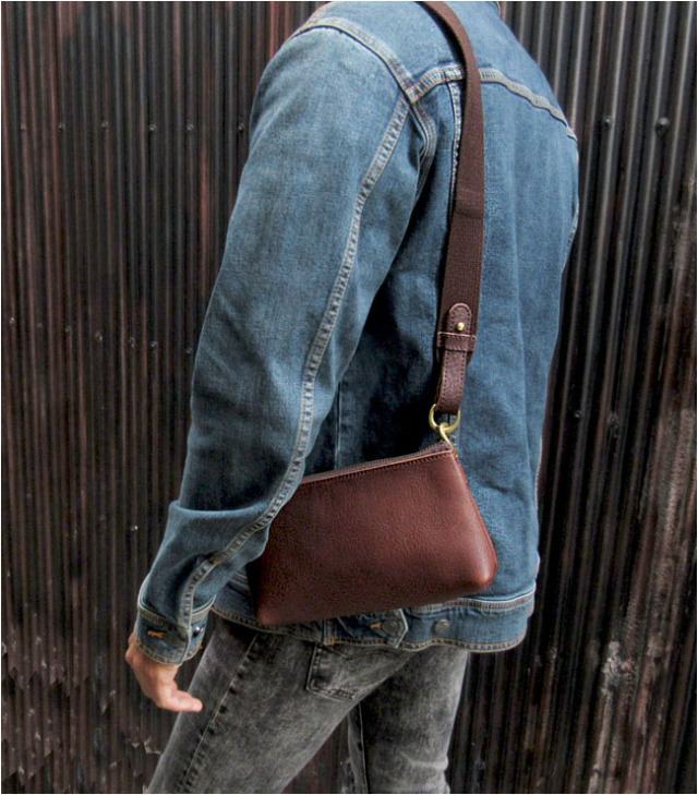 栃木レザー ショルダーポーチ ミニバッグ クラッチバッグ ミニ