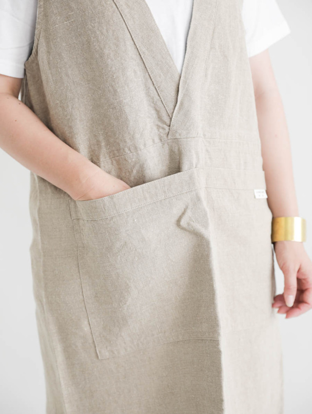 ARTE POVERA アルテポーヴェラ｜リネンシーツエプロン（ナチュラル）