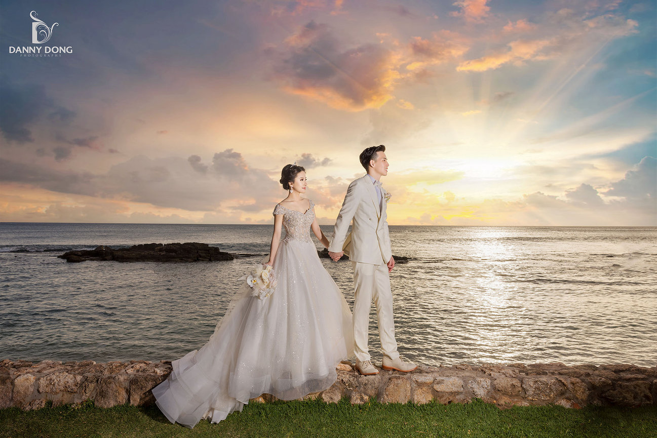 Oahu Lanikuhonua Wedding : Hawaii Destination Wedding - Danny Dong