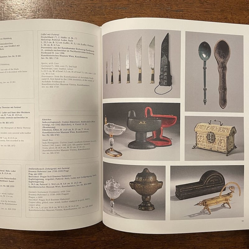 Spitzmaus Mummy in a Coffin and other Treasure