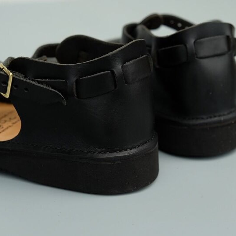 aurora shoes(オーロラシューズ) T-Strap BLACK | ART
