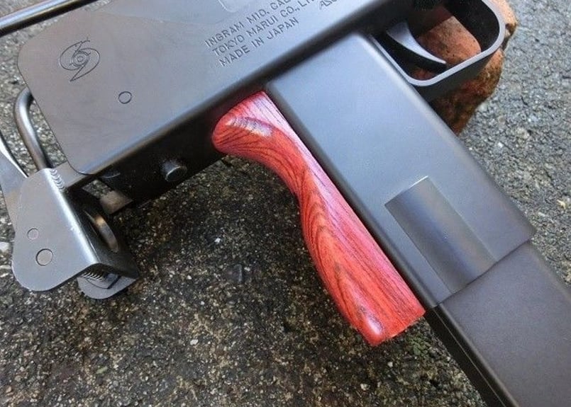 MAC10のウッドストック+グリップ MAC10のウッドストック+グリップの