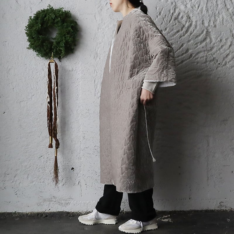 TOWAVASE velvet quilt robe (gray) | nii-B | W