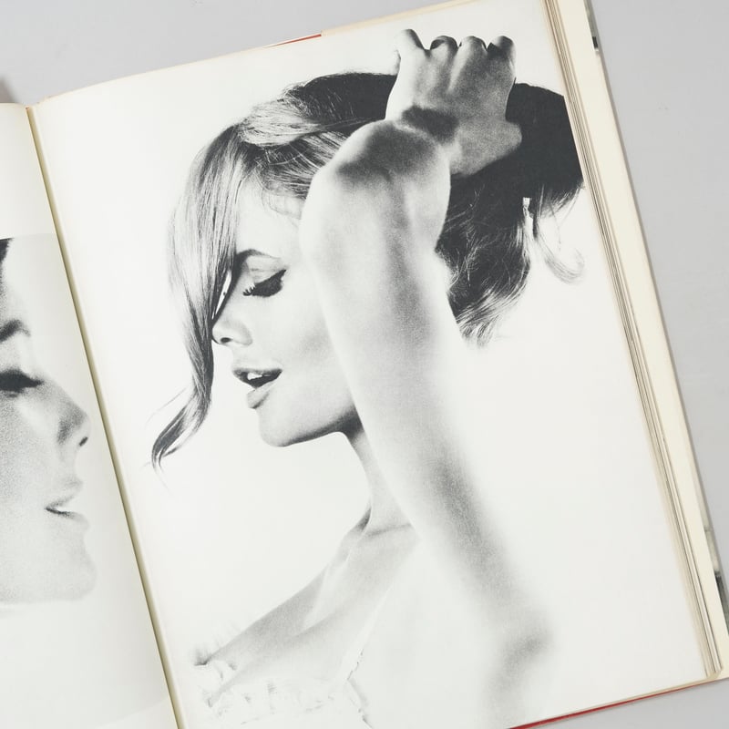 FIVE GIRLS / Sam Haskins(サム・ハスキンス) | bookobscur