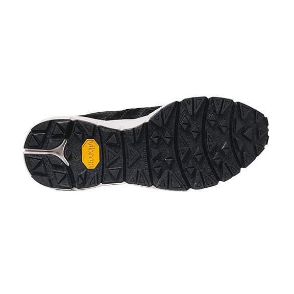素材別注 VIBRAM ソール｜Black suede sneaker｜Z6000-01 |