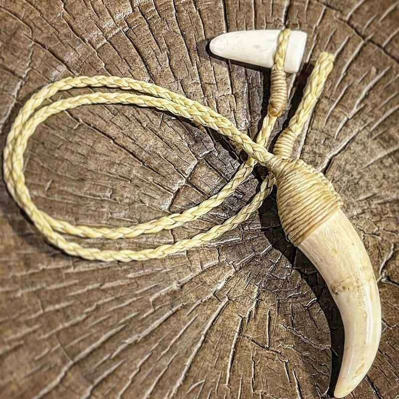 ボーンカービング鯨歯ネックレス WL-138 | Ocean's Bone Carvings