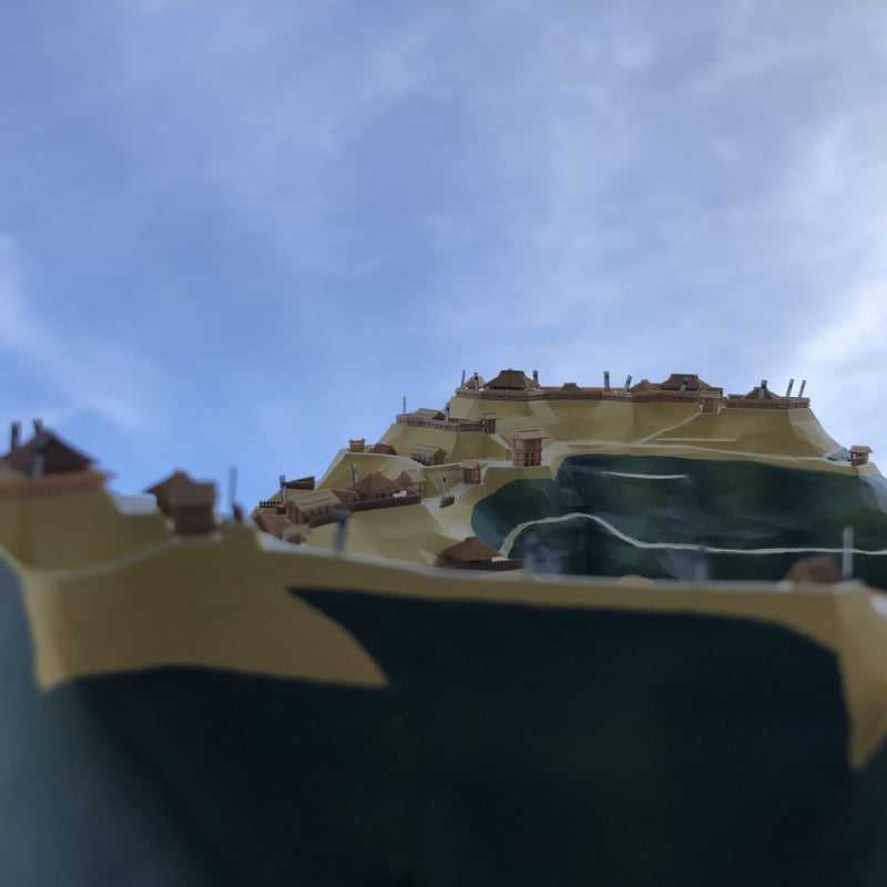 塗装・組立済み】城ラマ 1/1500 遠州高天神城・特装版/のぼり付 | お城