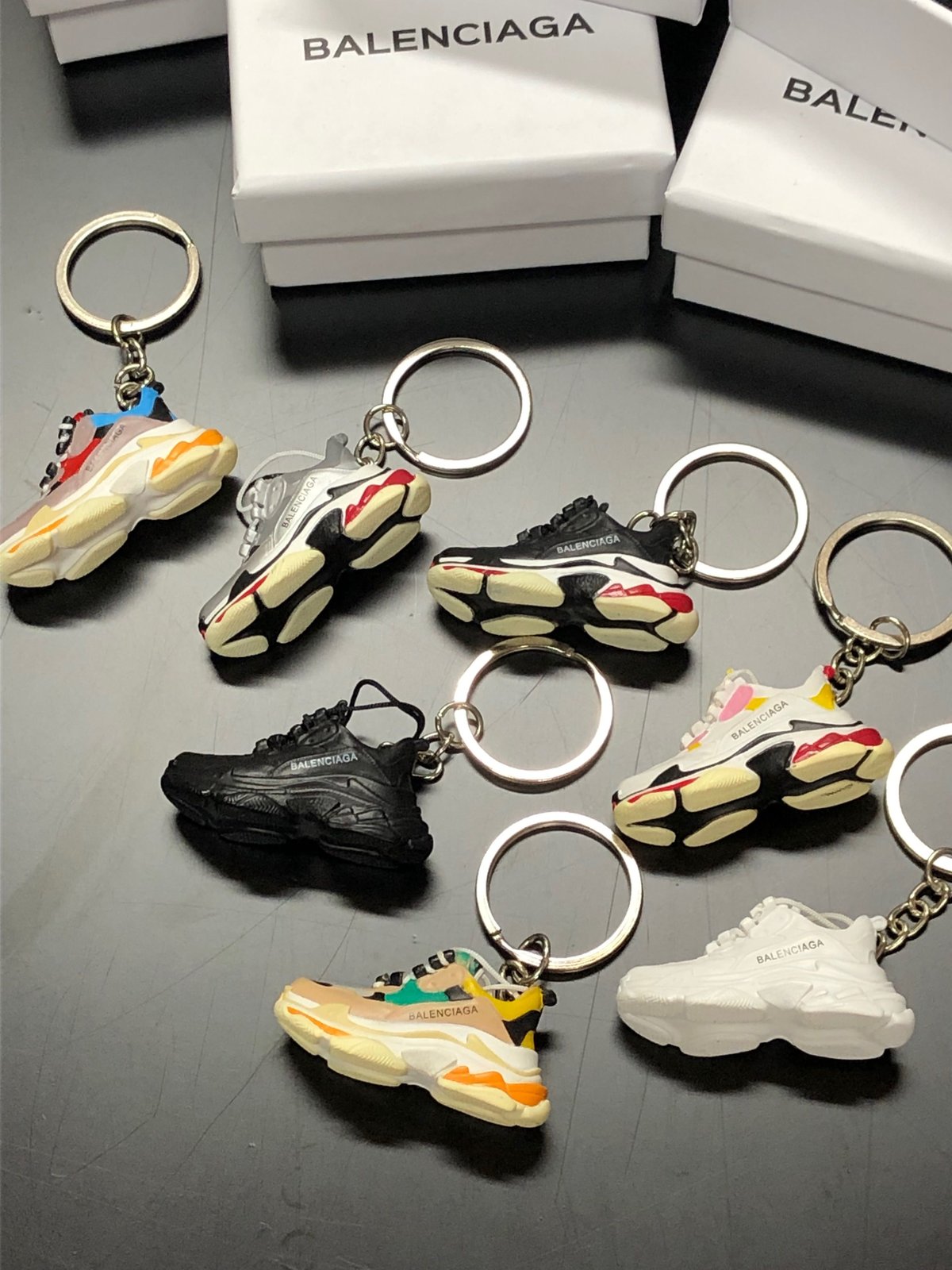 Balenciaga バレンシアガ スニーカー キーホルダー 箱付き 7種セット
