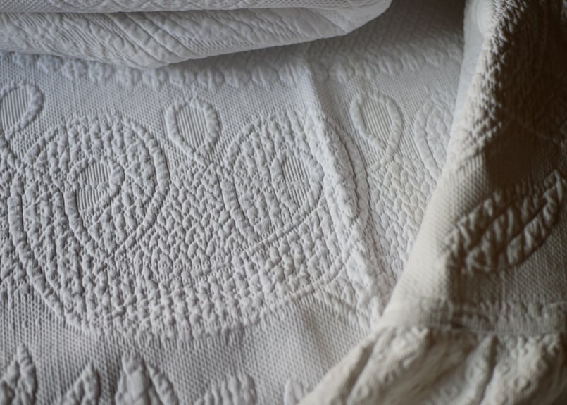 Pique de Marseille, Bed cover | mamantique