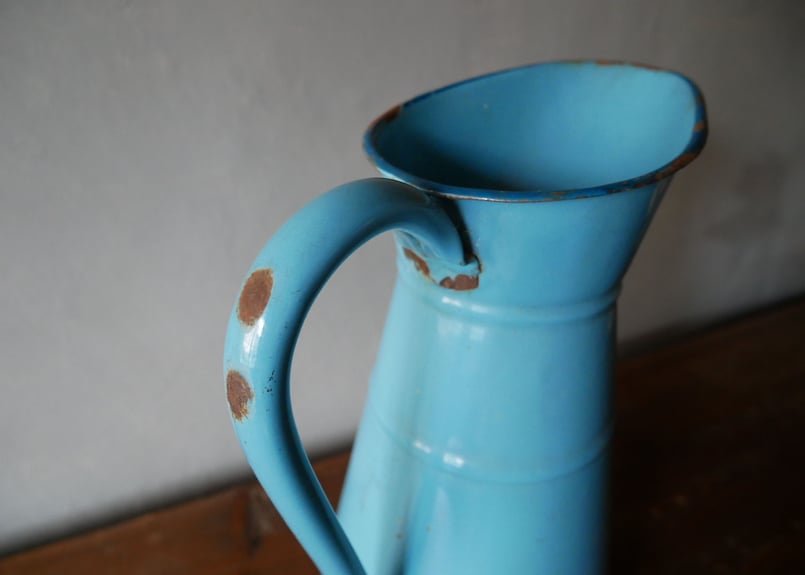 綺麗なブルーのホーロー ピッチャー 水差し ピシェ フランス