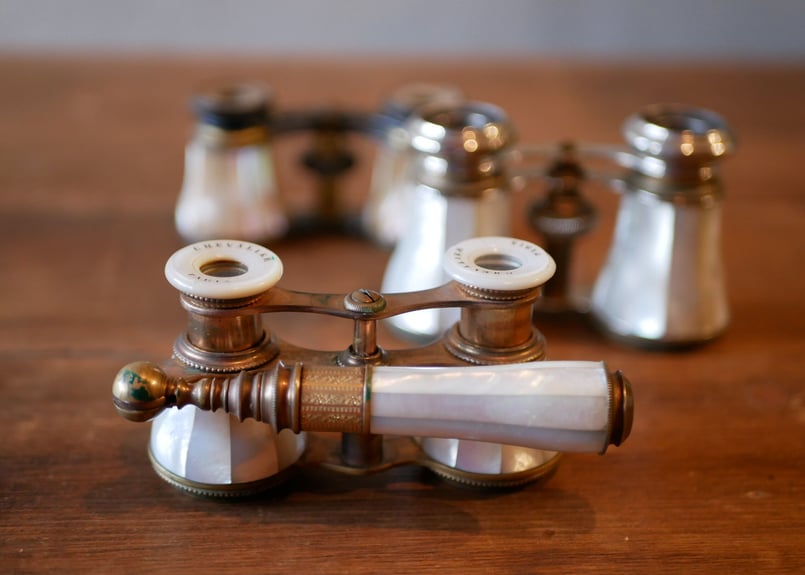 オペラグラス 白蝶貝 ハンドル付き フランスアンティーク | mamantique