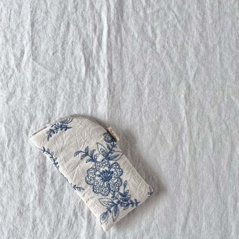 眼鏡ケース リネン 花刺しゅう柄／ブルー花柄 | Anne friendly -アンの