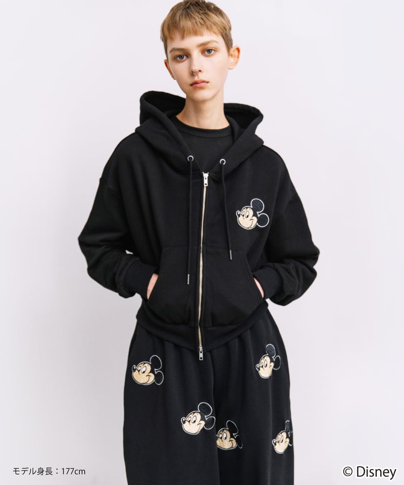 Disney / EMBROIDERY ZIP HOODIE(ミッキー)【WCJ-TD-044