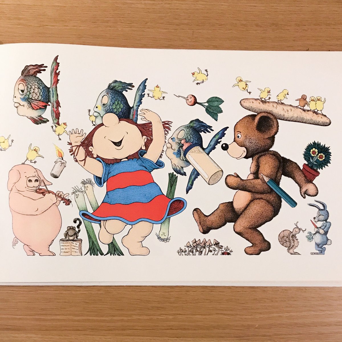 L'ALBUM D'ADELE | タバネルブックス