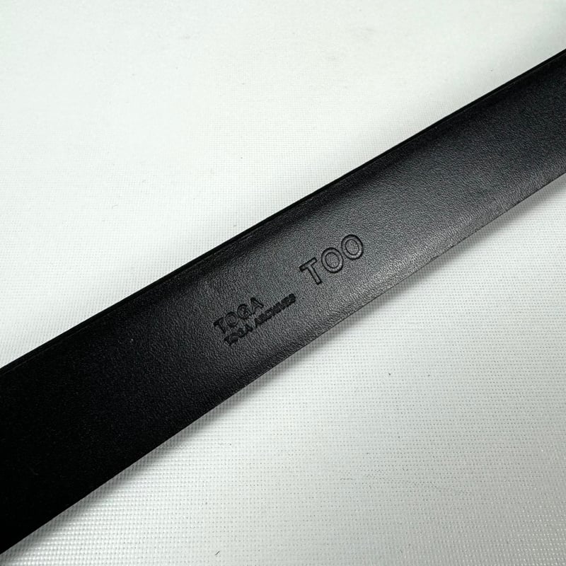 TOGA TOO / METAL LEATHER NARROW BELT | glitter