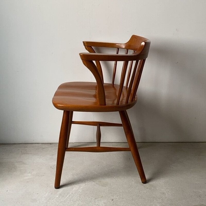 ① ヴィンテージ 飛騨産業 キツツキ 木製椅子 ウインザーチェア アーム