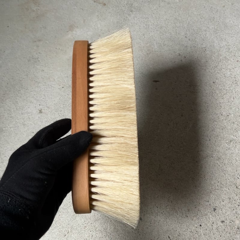 平野ブラシ 手植え水雷型 洋服ブラシ カシミヤのお手入れも問題ない