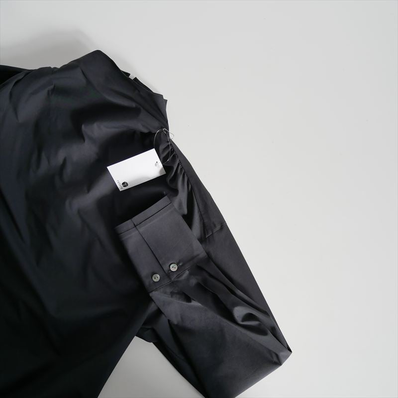 2025SS / deres / Natalie bottle neck drape blou