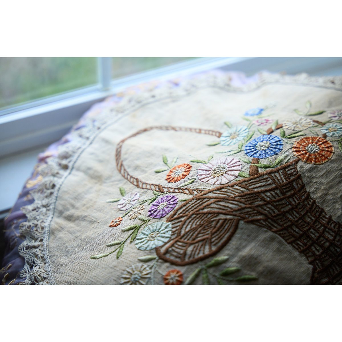 フランスアンティーク クッション 花籠 アンティーククッション 花柄