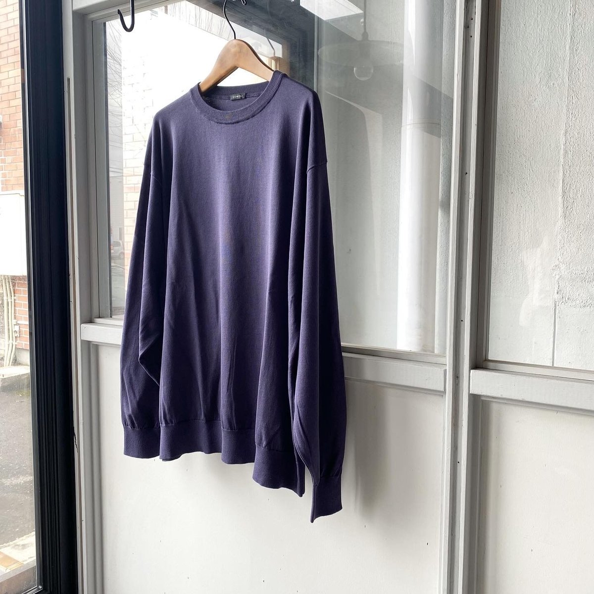 COMOLI 18G クルーネックニット | Less Higashikawa