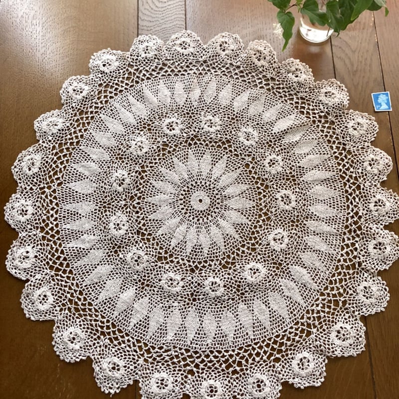 ○l-35/薔薇モチーフの大きなクロッシェレース レースマット | PISKEY