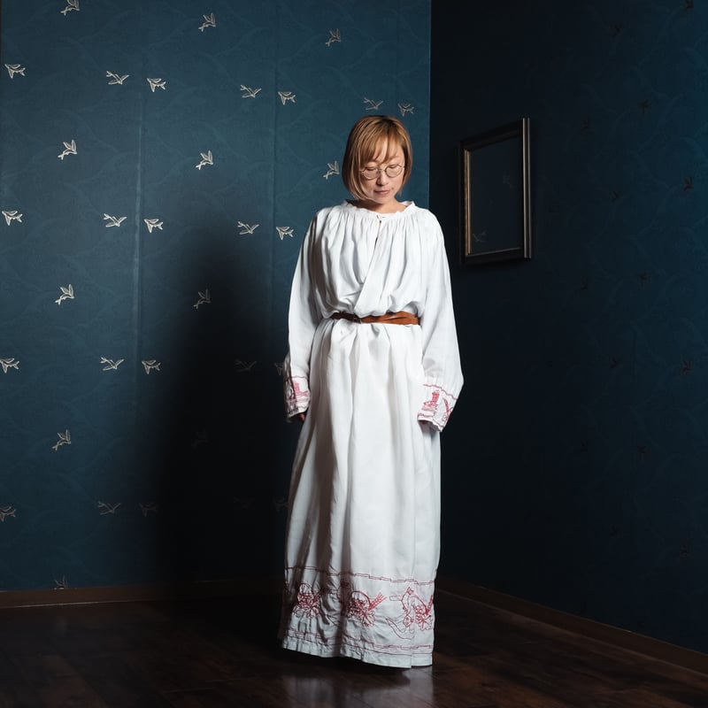 40s Austria Vintage Linen Church Smock | Ugla