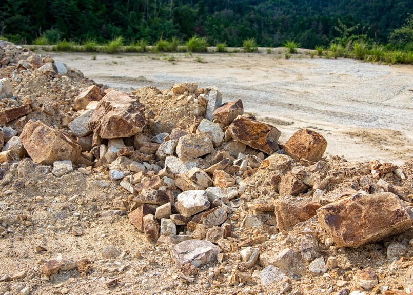 レッドストーン200-300mm サビ石 錆石 10kg | マウンテン マテリアルズ