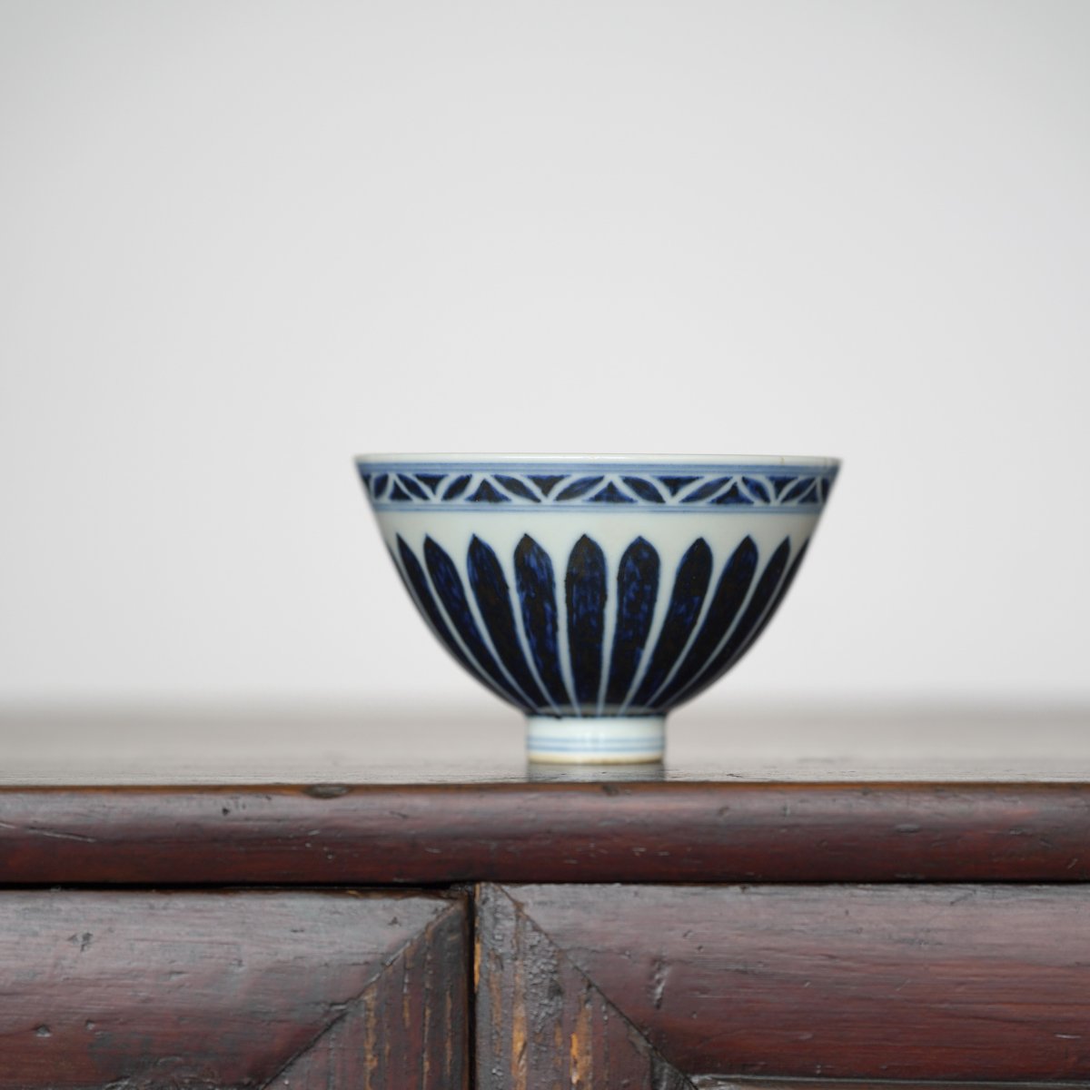 青花纏枝蓮紋鶏心杯 PF158 | Looking For 物色