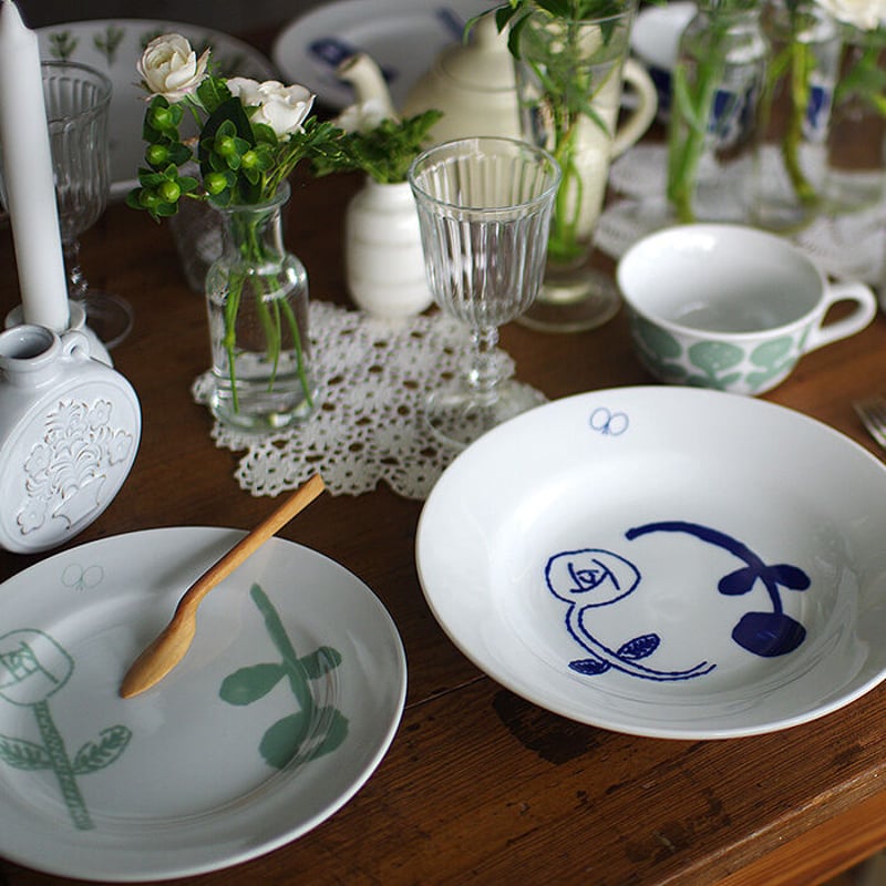 ミナ ペルホネン MINT GREEN FLOWER ミディプレート21cm | piccol