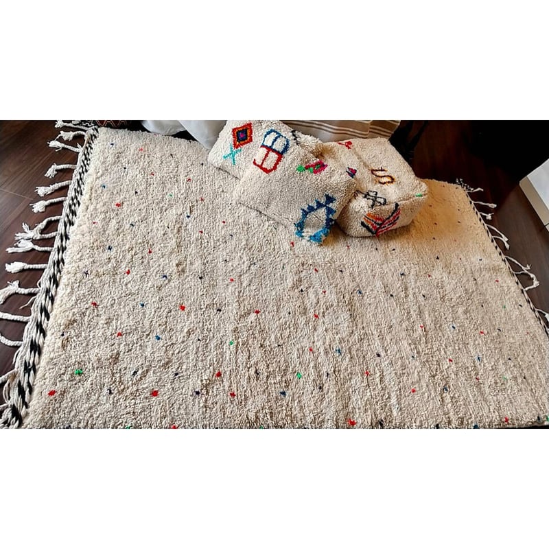 モロッコ ベニワレン Beniourain ラグ ドット柄 カラフル | Boawid