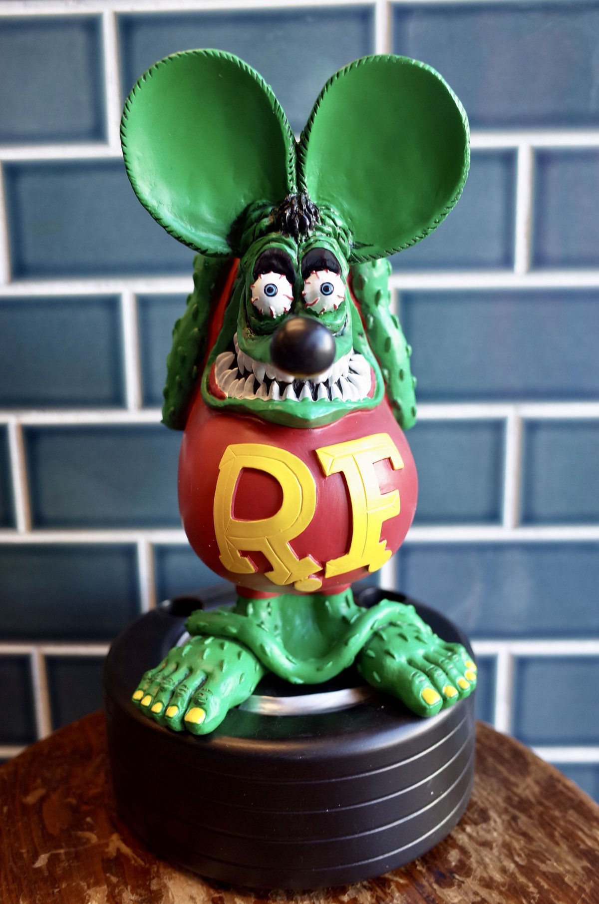 RATFINK ラットフィンク アンブレラスタンド スタチュー | Collection