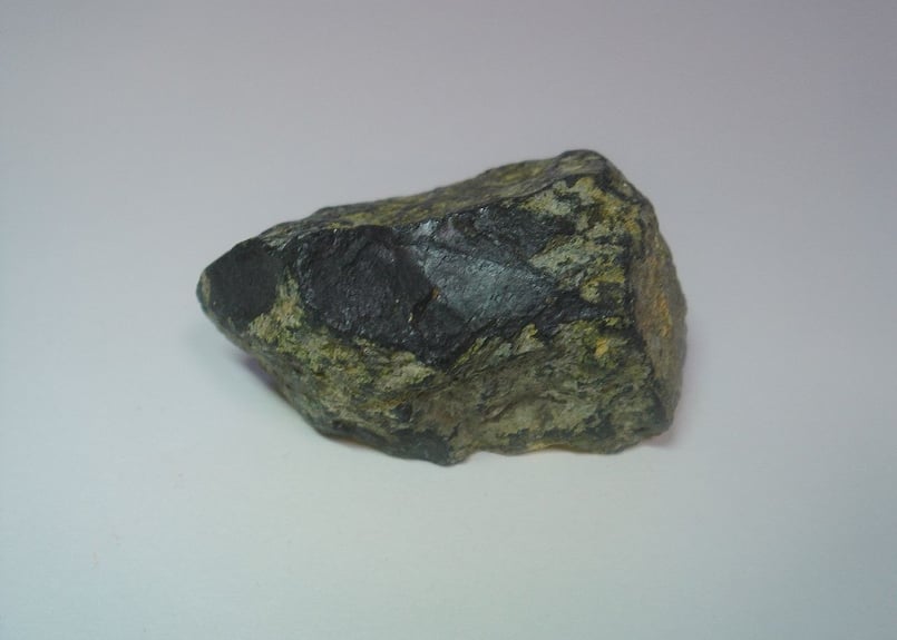 コンゴ産 ピッチブレンド/瀝青ウラン鉱/閃ウラン鉱 99,1g | ICONIC STORE