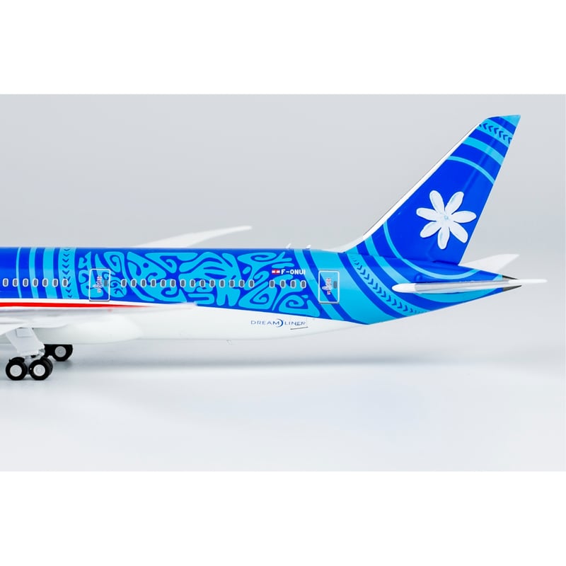 1/400 787-9 エア・タヒチ・ヌイ「Tupaia号」 F-ONUI