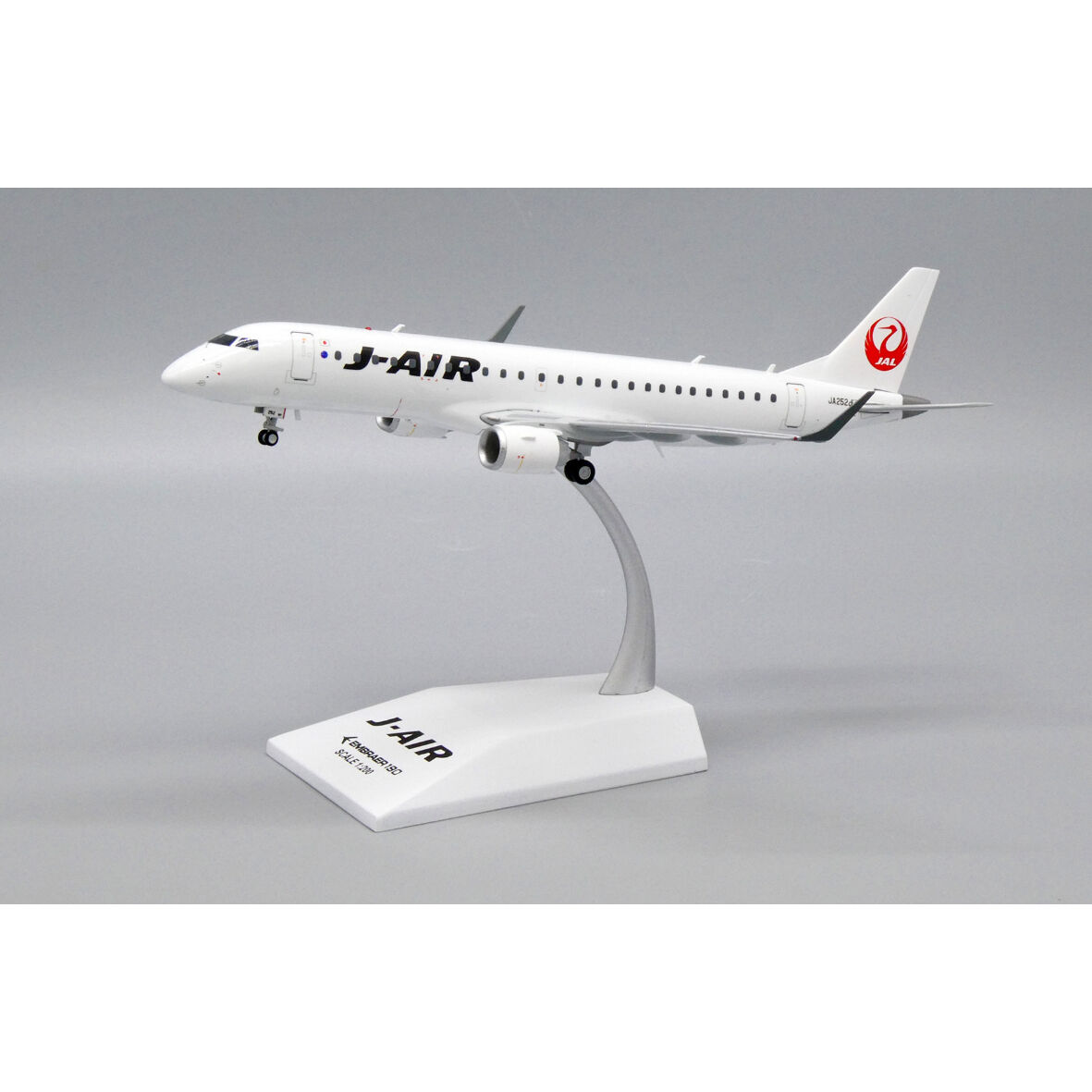 非売品・新商品情報】1/200 Embraer 190-100STD J-Air