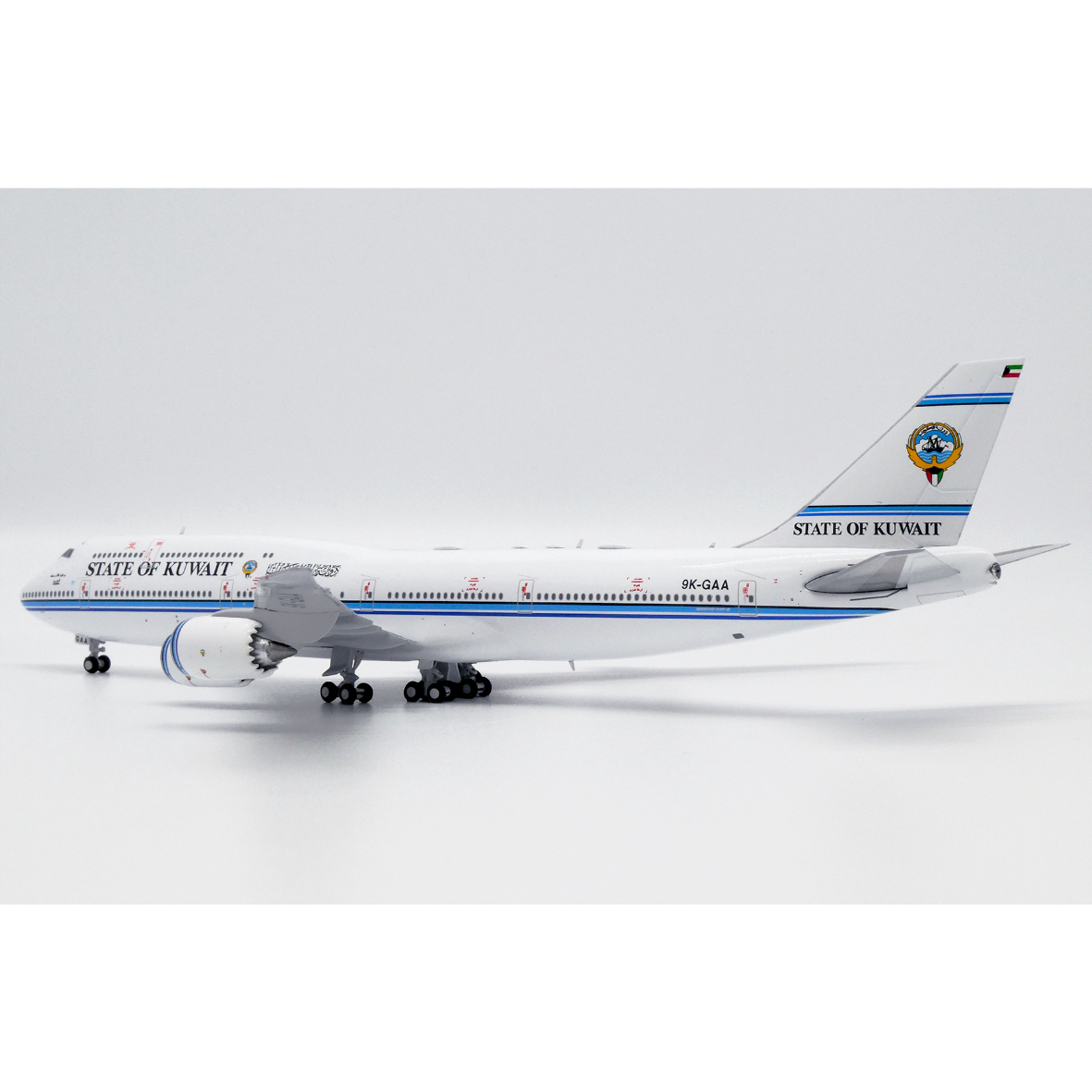 お取り寄せ商品】1/400 747-8(BBJ) クウェート政府専用機 9K-GAA | ひ