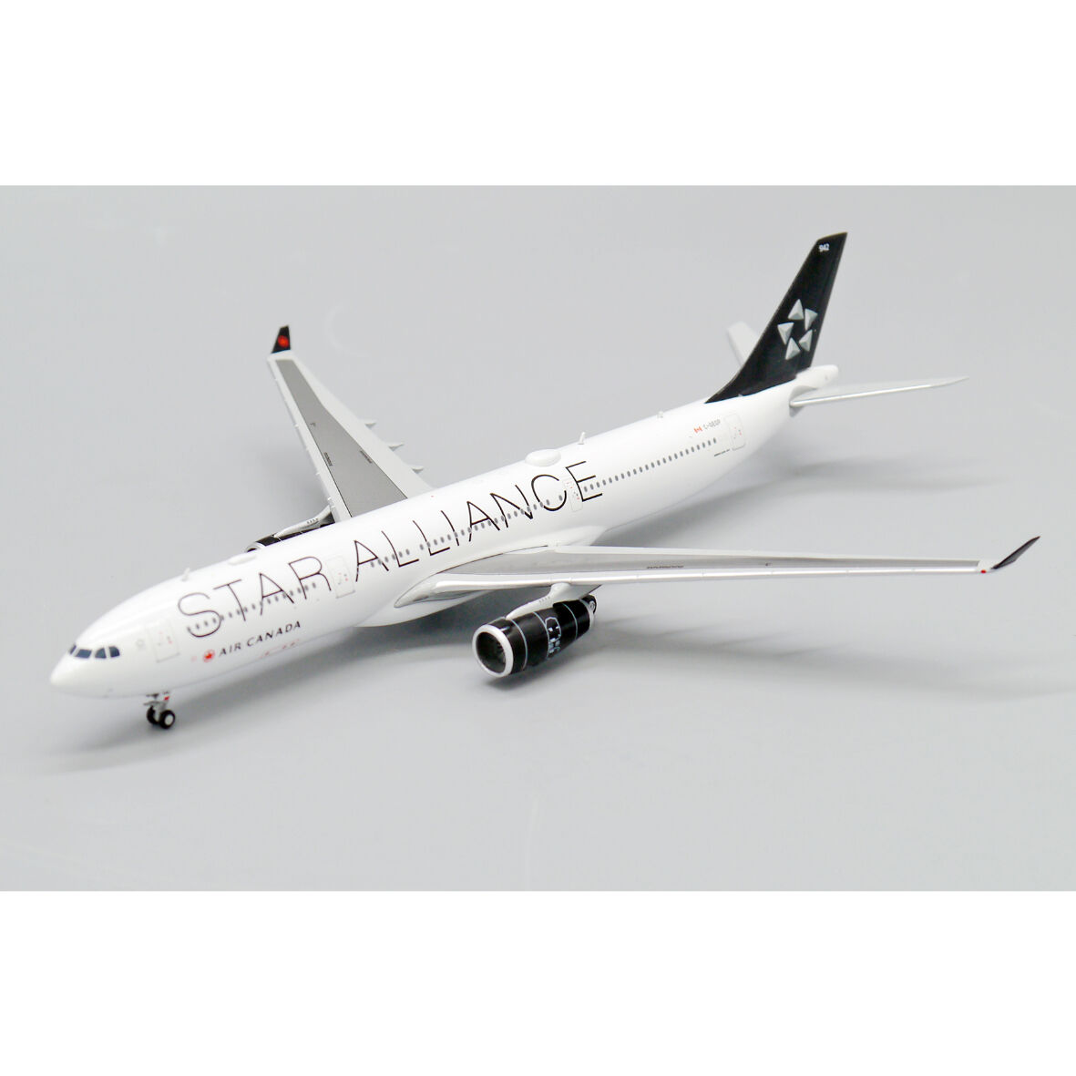 1/400 A330-300 エア・カナダ「スターアライアンス」特別塗装機