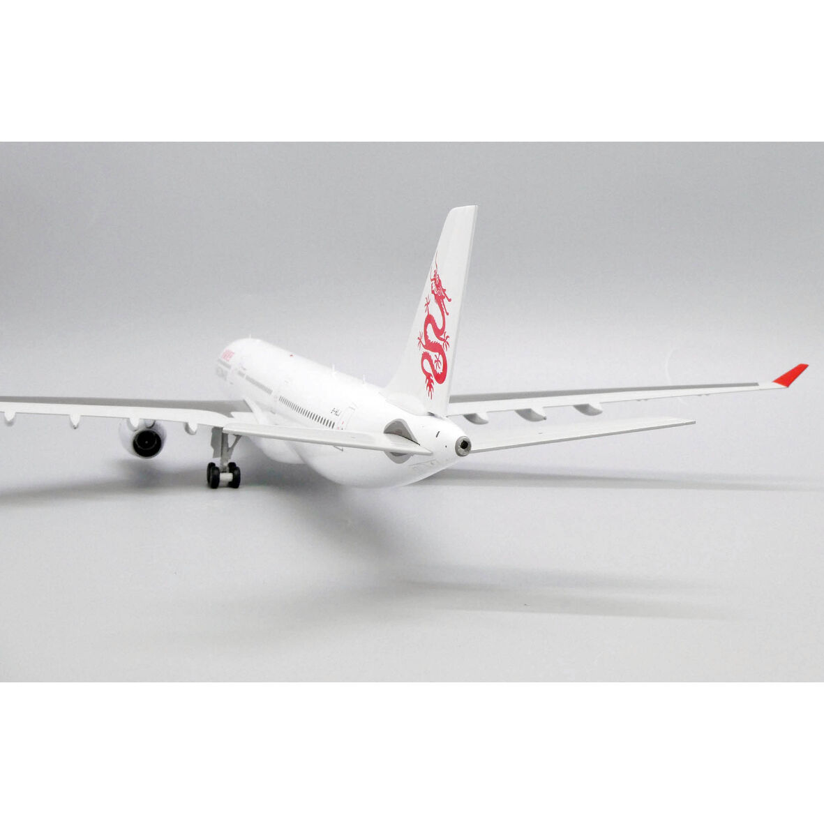 1/200 A330-300 キャセイドラゴン B-HLJ | ひこーきちゃん