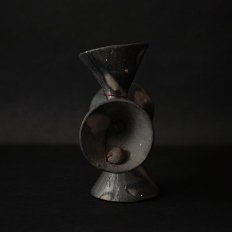 メキシコ 黒陶の十字ベル / Mexican Black Pottery Cross Bell