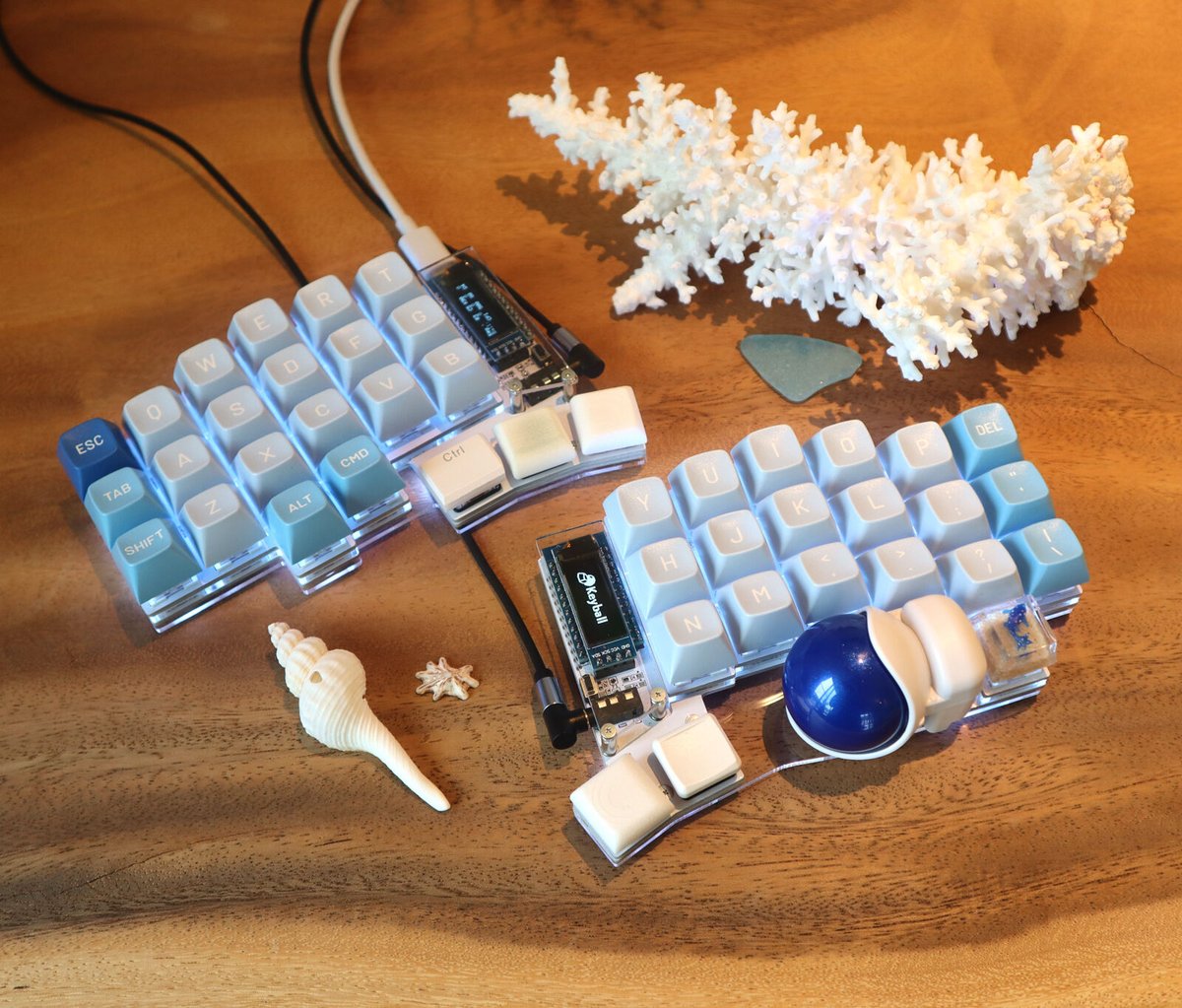 Keyball44 黒／白 | Shirogane Lab