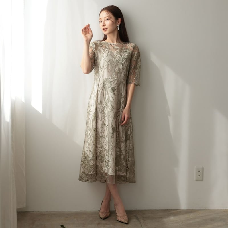 エンブロイダリーチュールドレス | ZORVA