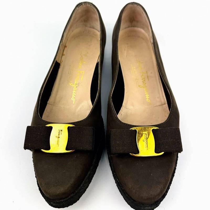 フェラガモ フラットパンプス ヴァラ リボンチャコール 5 1/2C約23cm