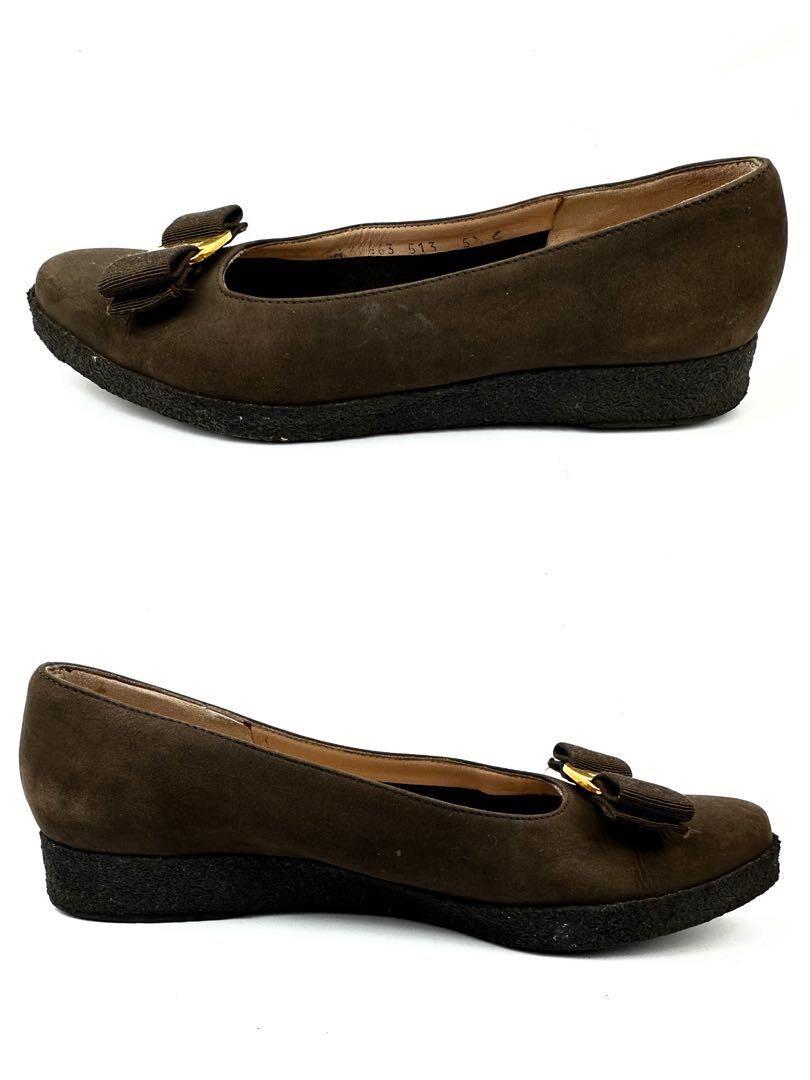 フェラガモ フラットパンプス ヴァラ リボンチャコール 5 1/2C約23cm