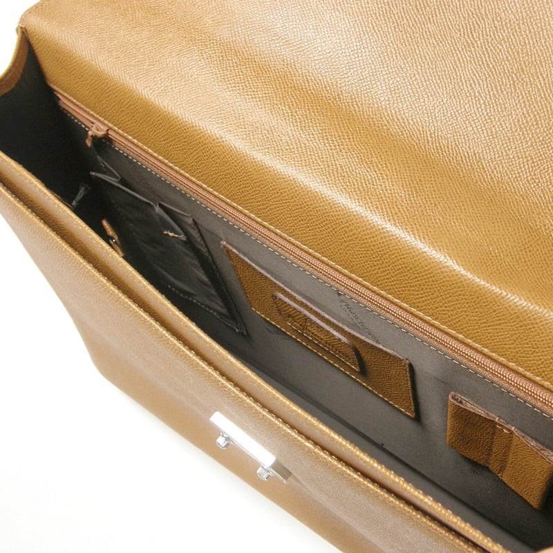 Aquascutum ／ アクアスキュータム 牛革 ブリーフケース 日本製