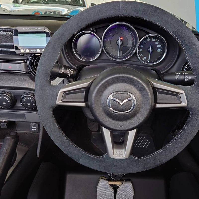 STARK ウルトラ スエード ステアリング（レッドステッチ） | STARK LLC