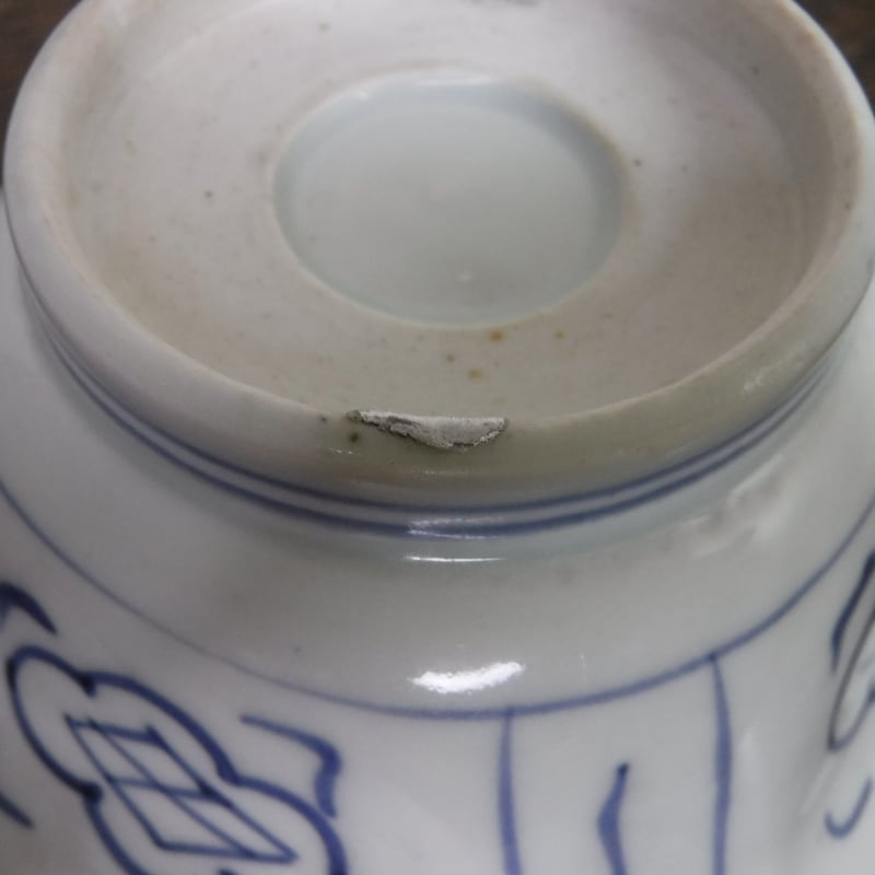 古伊万里 染付 巻物草木文八角鉢A 江戸後期（銀継） | 暮しの染付舎