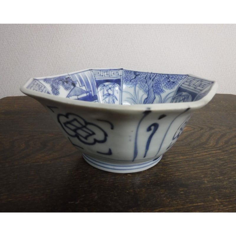 古伊万里 染付 巻物草木文八角鉢A 江戸後期（銀継） | 暮しの染付舎