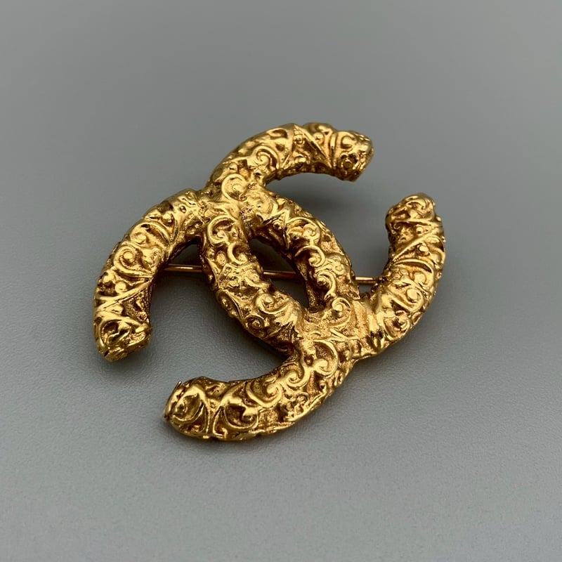 CHANEL (シャネル) ヴィンテージ ココマーク 溶岩 ブローチ | Cattleya