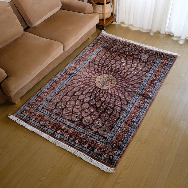 インド 手織り絨毯 シルク ＜約123 x 190 ㎝＞ 天井文様 | インド雑貨