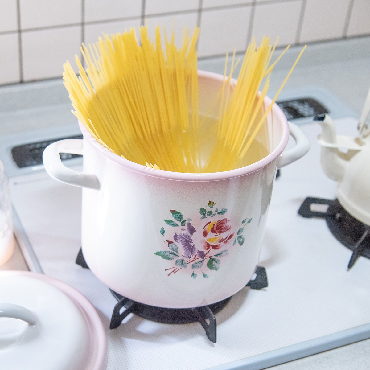 イマン プリンセスローズ ライス缶 | Frenchchic