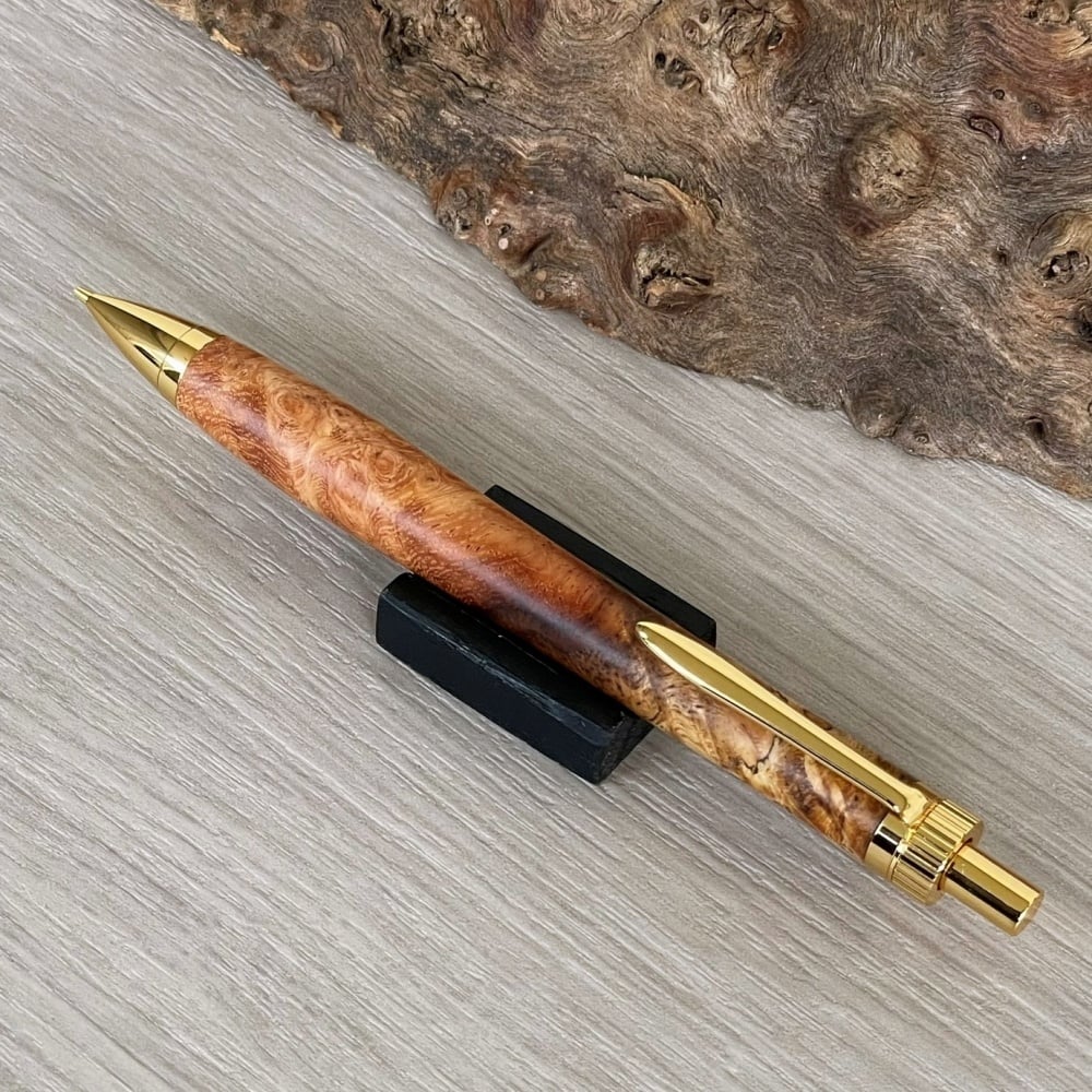 No.334花梨瘤紅白スポルテッドのトレー No.334花梨瘤紅白スポルテッド